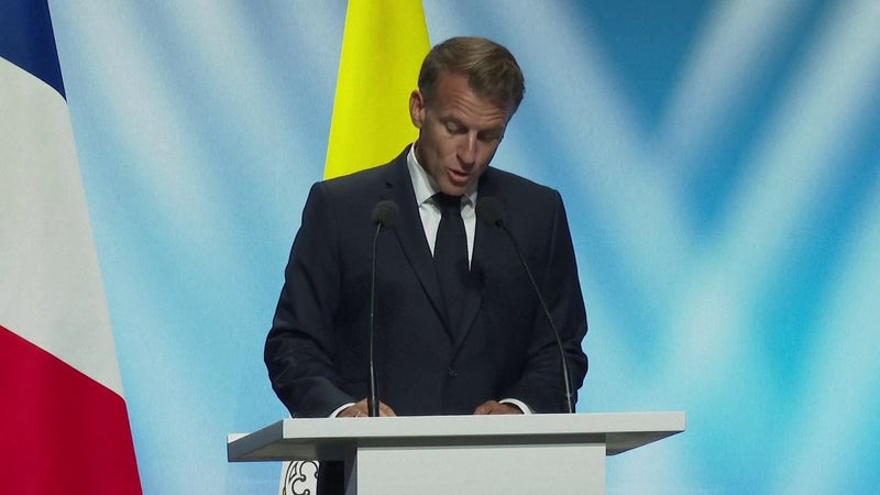 Léon XIV à Metz: "Il n'est sans doute pas de plus beau plébiscite pour notre Union européenne que cette volonté d'appartenir à un même espace de paix et de sécurité", déclare Emmanuel Macron