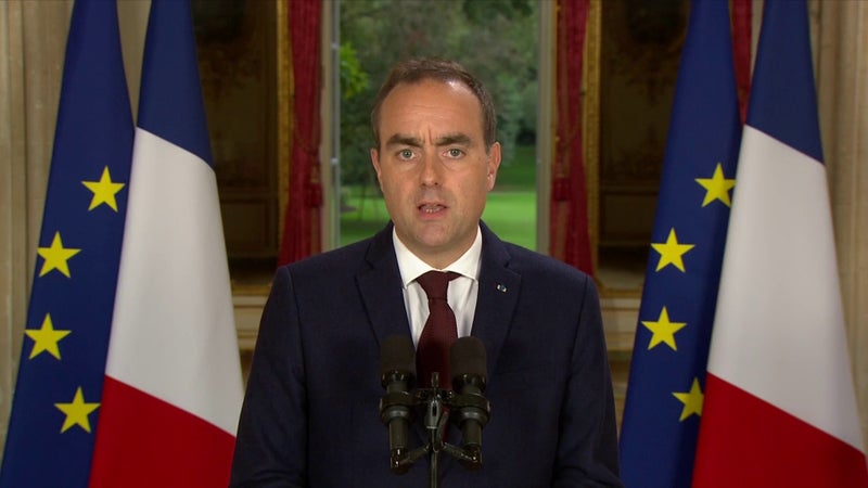 Colère lycéenne: Sébastien Lecornu assure que "les forces de l'ordre n'ont pas pour instruction d'affronter les lycéens"