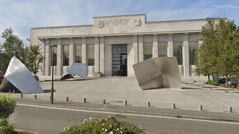 Un homme de 20 ans mis en examen pour tentative de meurtre après avoir faché un piéton dans le Pas-de-Calais