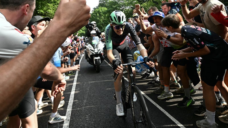 Paul Seixas sur la 14e etape du Tour de France le 18 07 2026 2322078