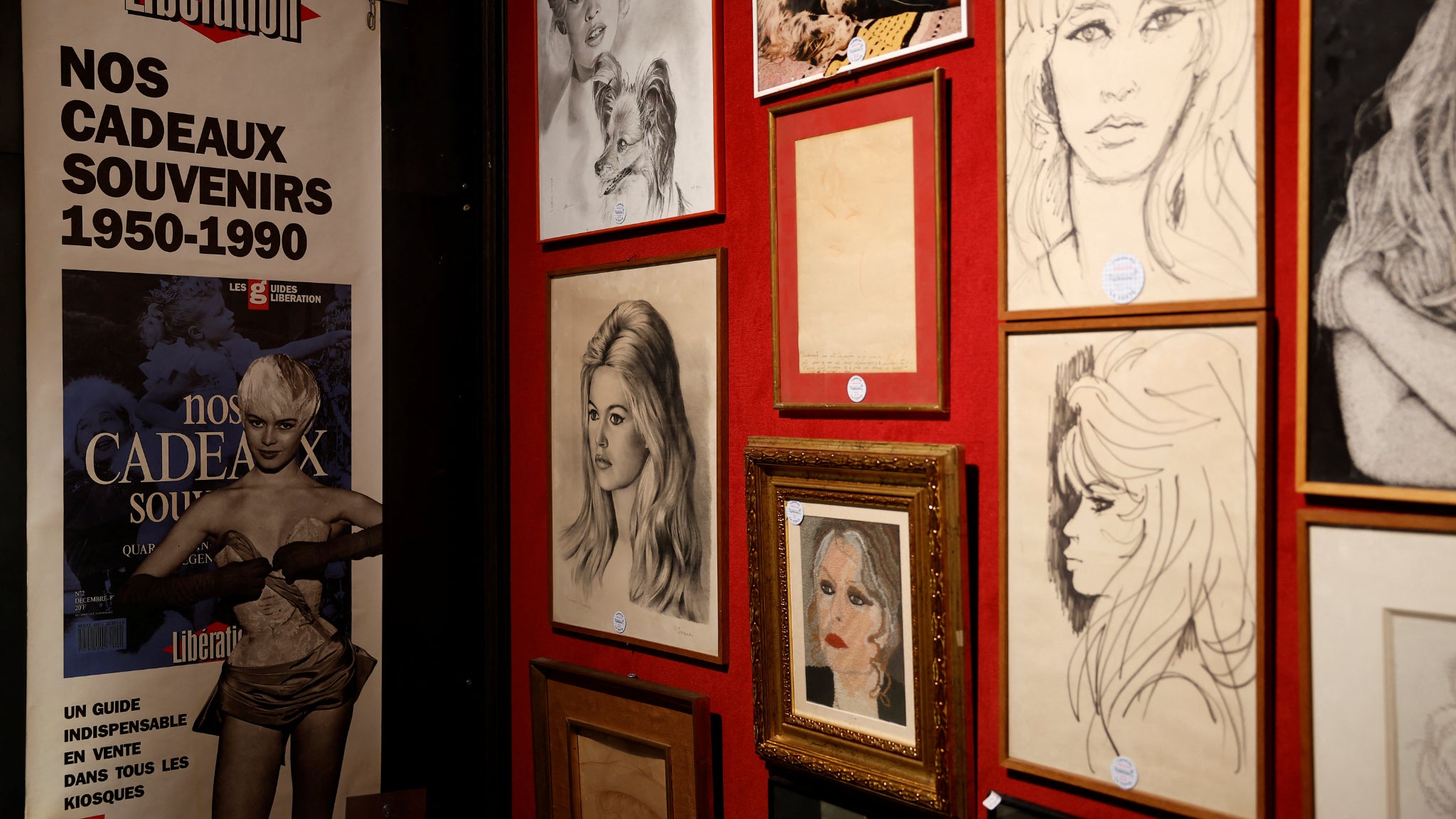 La vente des objets personnels de Brigitte Bardot rapporte près d'un million d'euros aux enchères