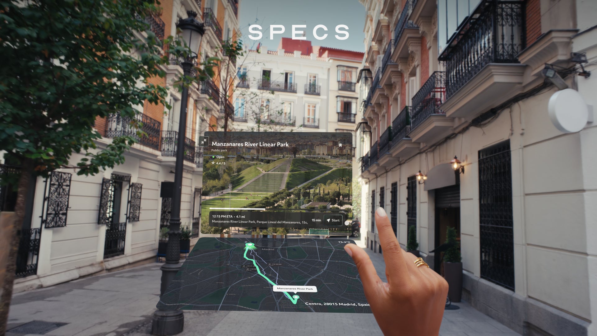 Les Specs peuvent afficher les destinations ou la carte des points d'intérêt autour de vous Les Specs peuvent afficher les destinations ou la carte des points d'intérêt autour de vous