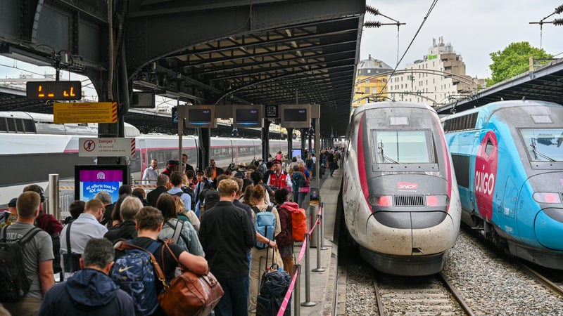"Une montée en gamme de la qualité des services": avec l'ouverture à la concurrence, les Français aiment de plus en plus le train, selon une étude