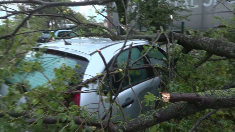 "Tout le quartier a été ravagé": les habitants sous le choc après les violents orages qui ont frappé une partie de la France