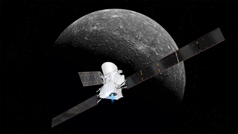 Après huit ans de voyage, la mission spatiale européo-japonaise "BepiColombo" amorce une arrivée à haut risque vers Mercure pour percer ses grands mystères