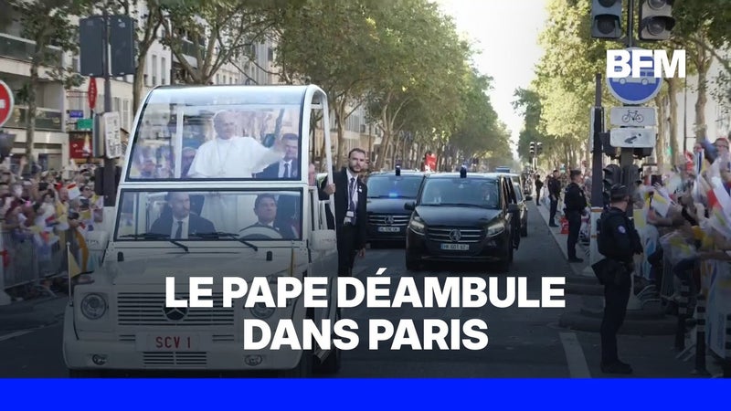 Les images de la déambulation de Léon XIV dans les rues de Paris