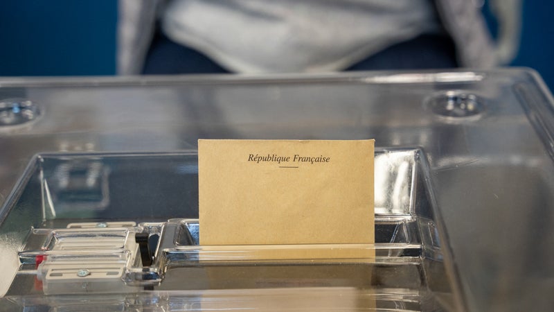 Deux conquêtes de LFI aux municipales bientôt perdues? L'annulation de deux victoires près de Lyon préconisée devant la justice