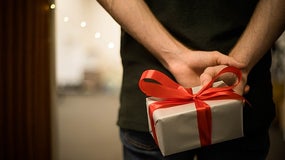 Cadeau de Noël (image d'illustration)