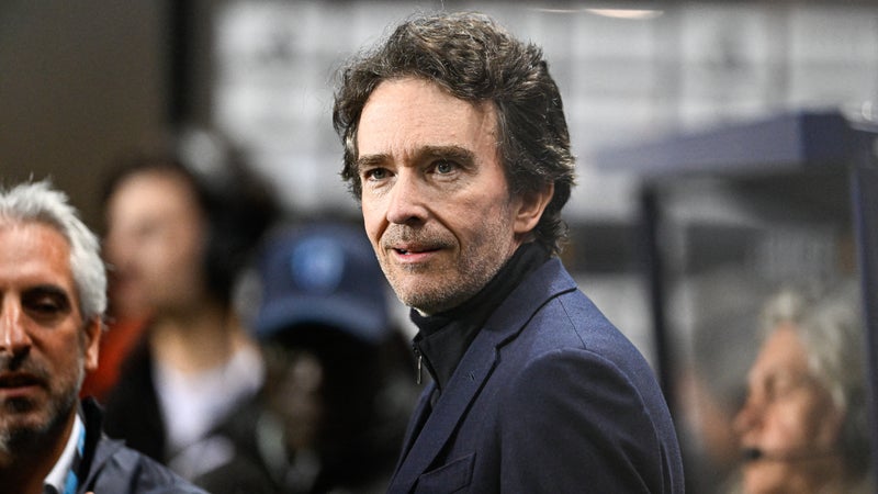 Des bolides à 2 millions d’euros: le fils de Bernard Arnault investit dans Delage, la marque de "supercars" relancée par le fils de Bernard Tapie pour face à Bugatti