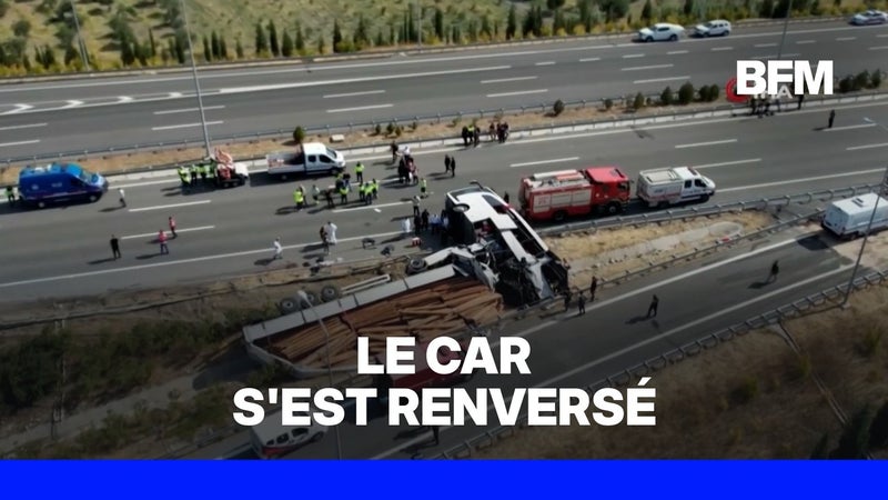 Turquie: au moins onze morts et 27 blessés dans un accident entre un car et un camion.