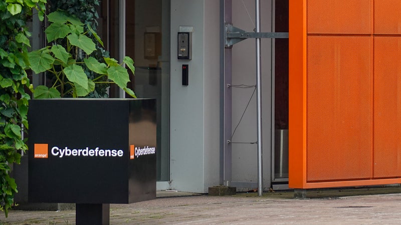 Tests d'intrusion, audits techniques... Orange Cyberdefense s'associe à Mistral pour développer des cas d'usage de l'IA en cybersécurité